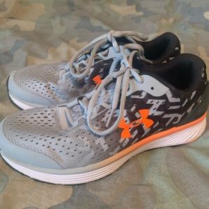 Boy Under Armour bandit tennis shoes